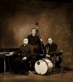 George Nussbaumer & Band  - Markus Kreil: Bass, Lukas Bildstein: Drums